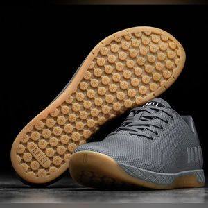 DARK GREY GUM TRAINER (WOMEN'S) Sneakers CrossFit